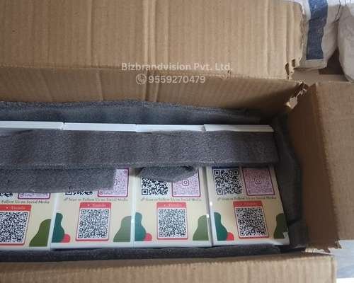 Custom table stand manufacturer and supplier – Bizbrandvision Pvt. Ltd. offers personalized display solutions