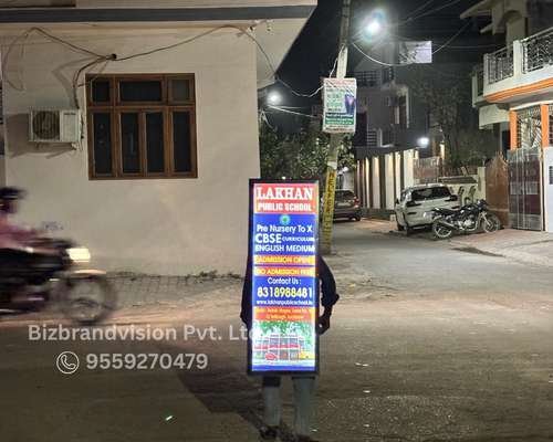 Lookwalker on rent in Lucknow by Bizbrandvision Pvt. Ltd. – human banner rental services for effective brand promotion